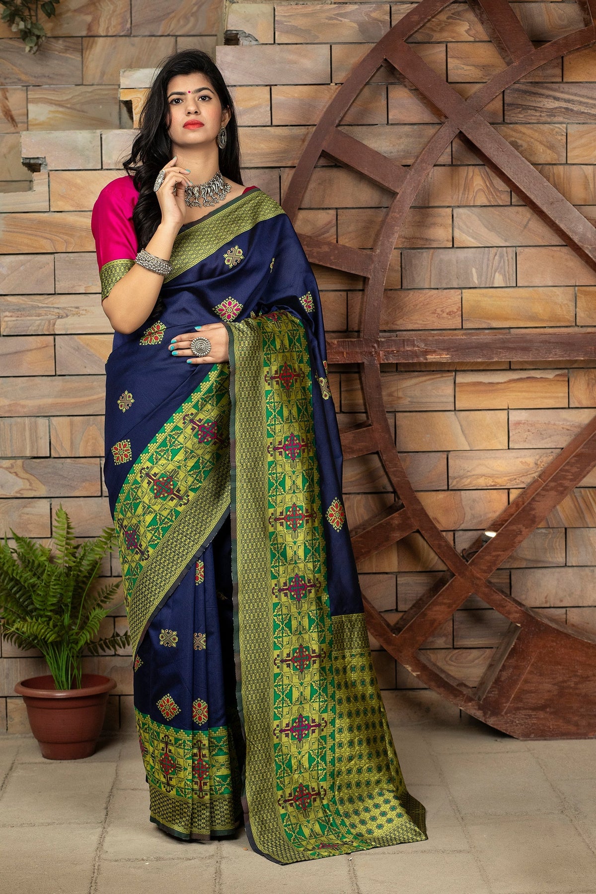 Shopesy Blue Banarasi Silk Traditional Saree With Blouse Piece