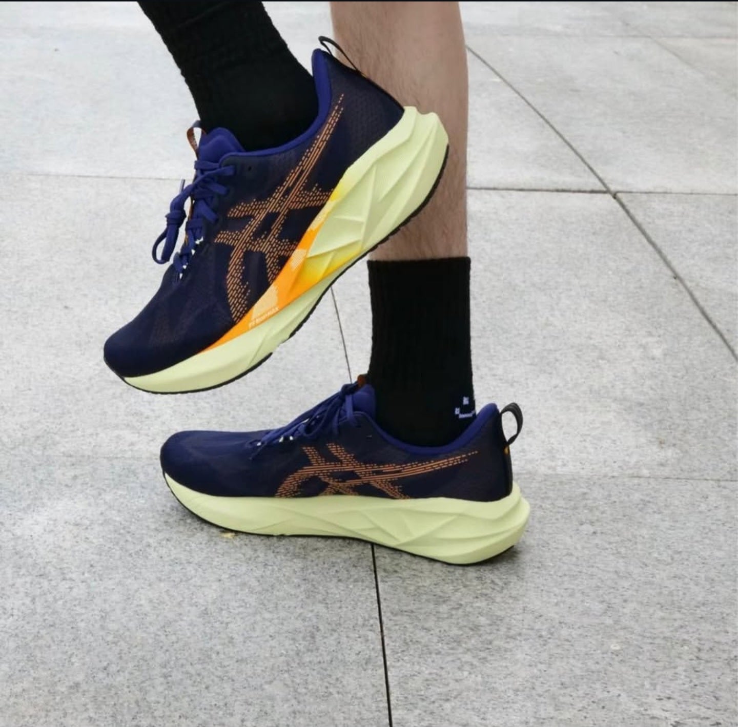 Asics Nova Blast 5 Blue Running Shoes