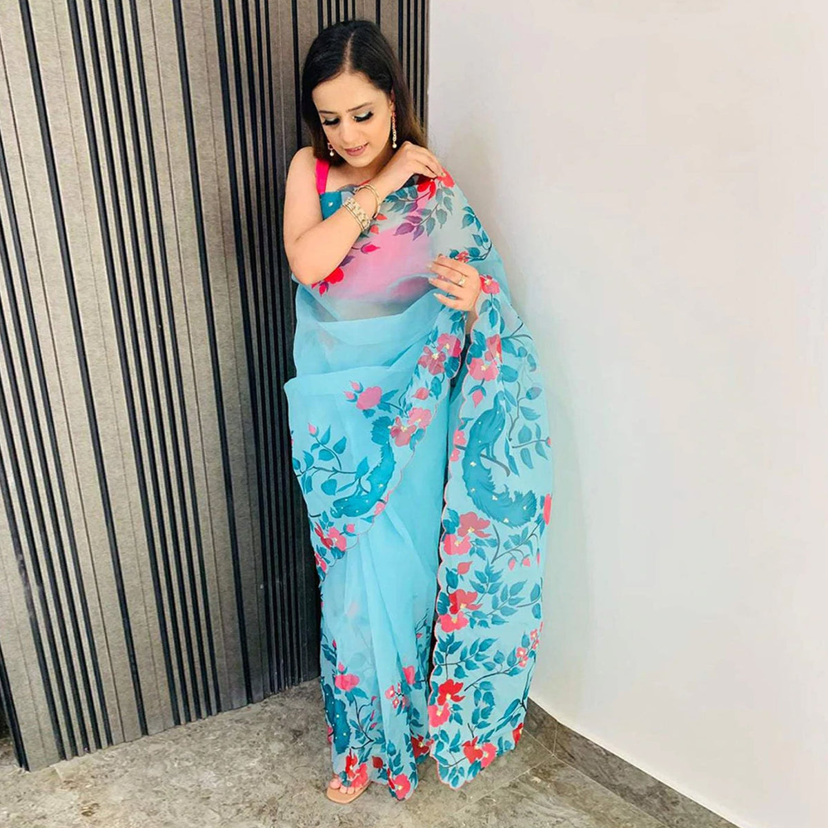 Shopesy Organza Silk Saree with Beautiful Floral Digital Print Handwork and Pink Silk Blouse for Wedding