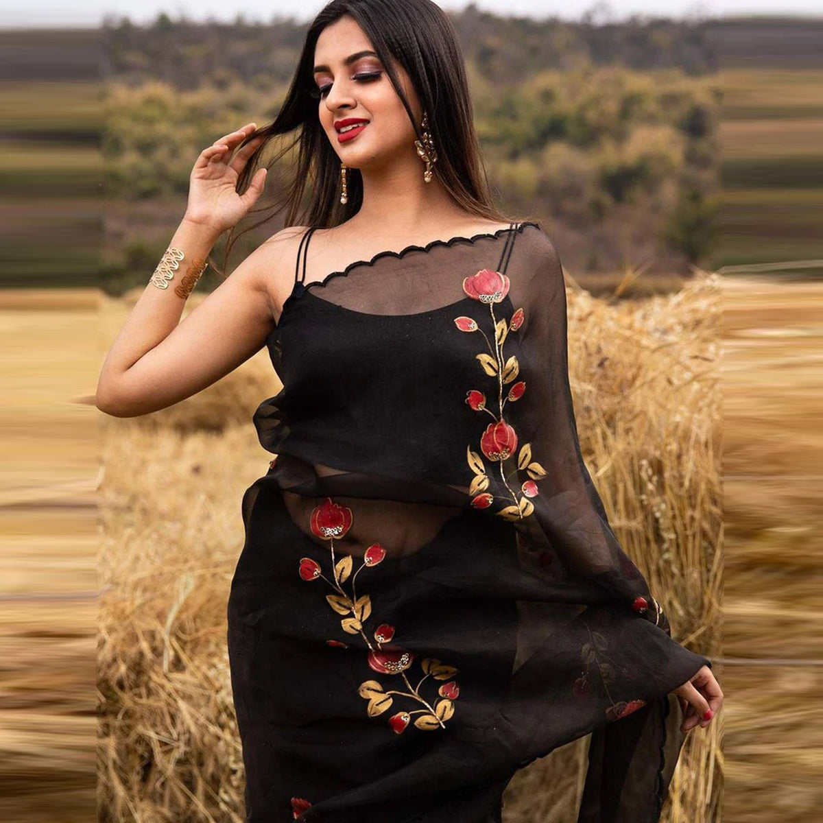 Shopesy Organza Silk Saree with Beautiful Handprint with Kardana Work and Silk Blouse for Wedding