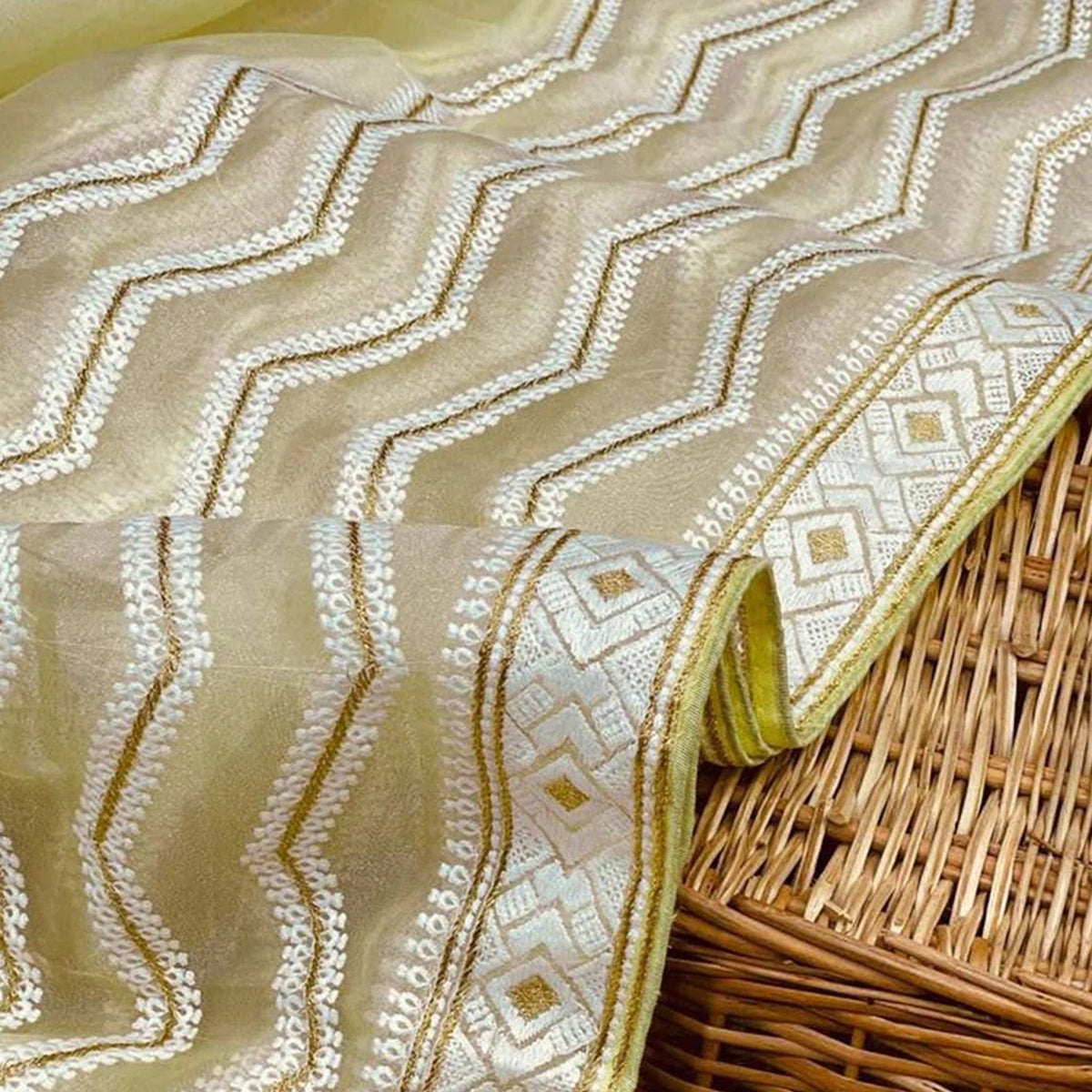 Shopesy Organza Silk Saree with Beautiful Zari Work and Blouse for Wedding