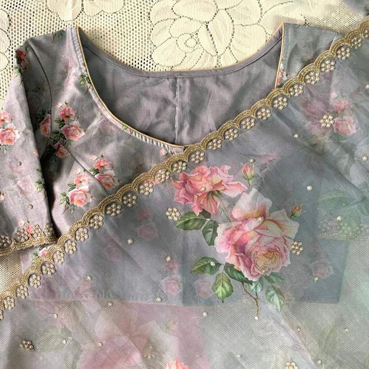 Shopesy Organza Silk Saree with Floral Print and Handcrafted Zardosi Work Bamboo Silk Blouse Material