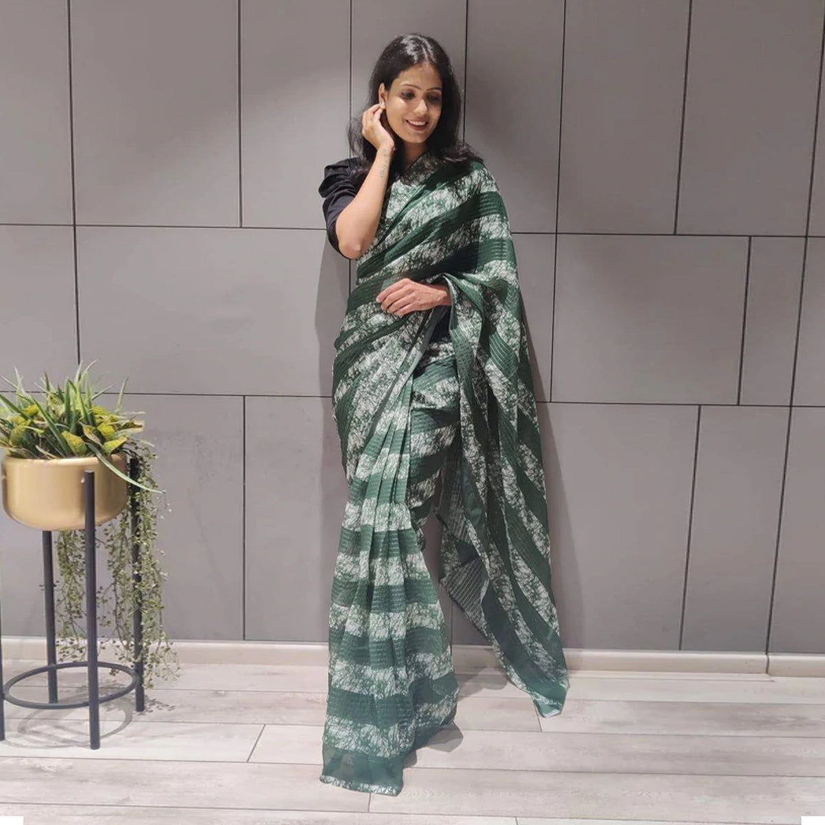 Shopesy Printed Ready to Wear Georgette Saree