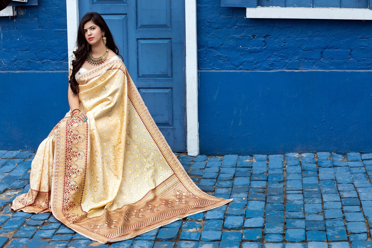 Shopesy Arresting Off-White Colored Festive Wear Woven Banarasi Silk Saree
