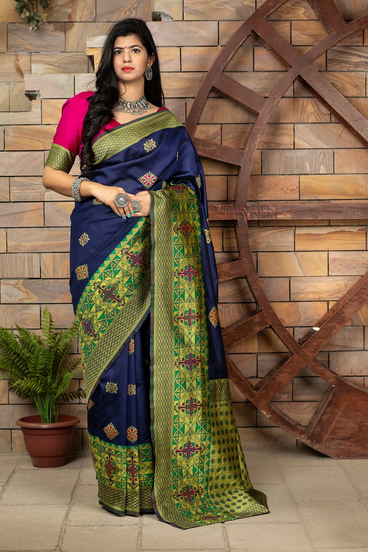 Shopesy Blue Banarasi Silk Traditional Saree With Blouse Piece