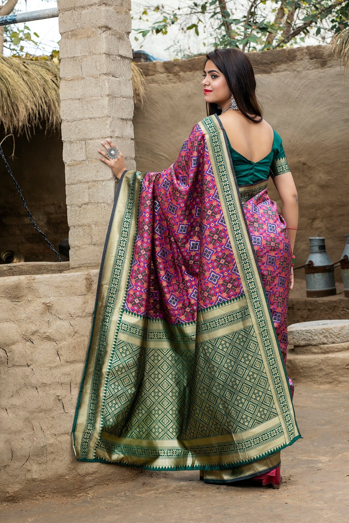 Shopesy Pink-Green Weaving Banarasi Silk Bridal Wear Saree