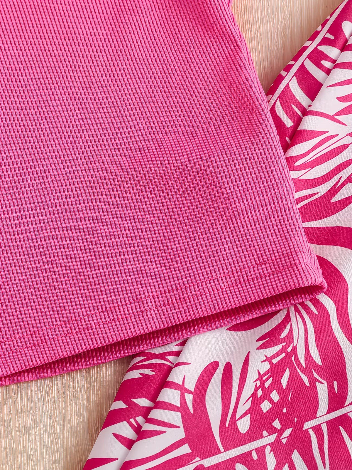 Shopesy Girls Pink Ribbed Sleeveless Crop Top & Tropical Leaf Print Pants Set