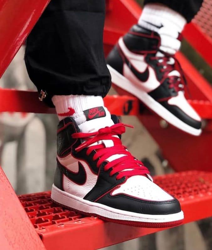 Air Jordan 1 Blood Line Long Sneakers