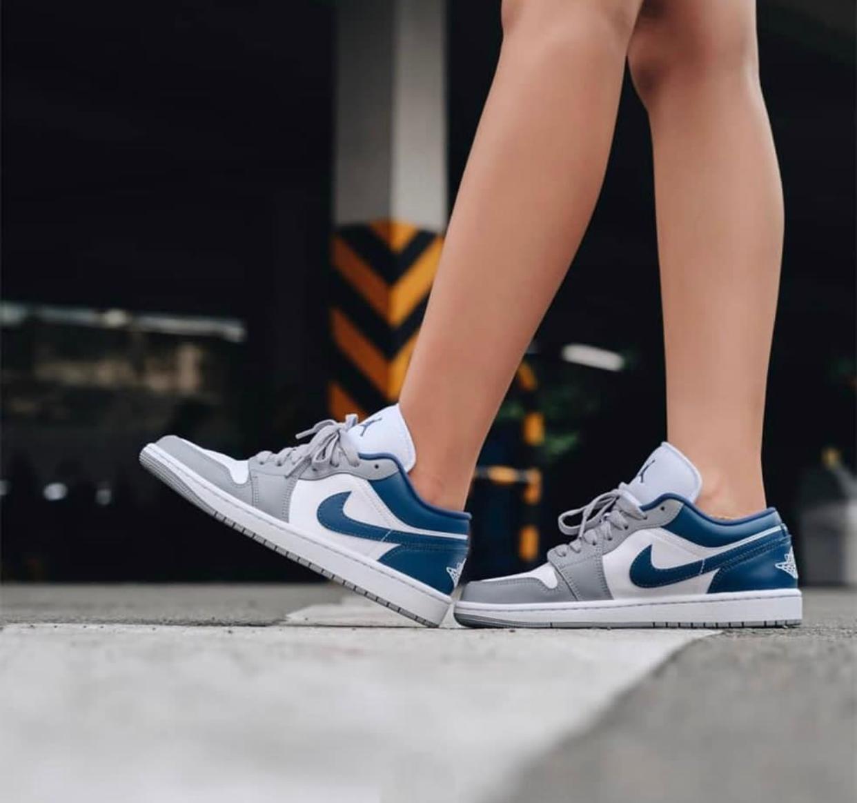 Nike Air 1 French Blue Low Sneakers