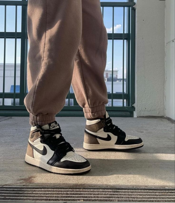 Nike Air 1 Mocha Long Sneakers