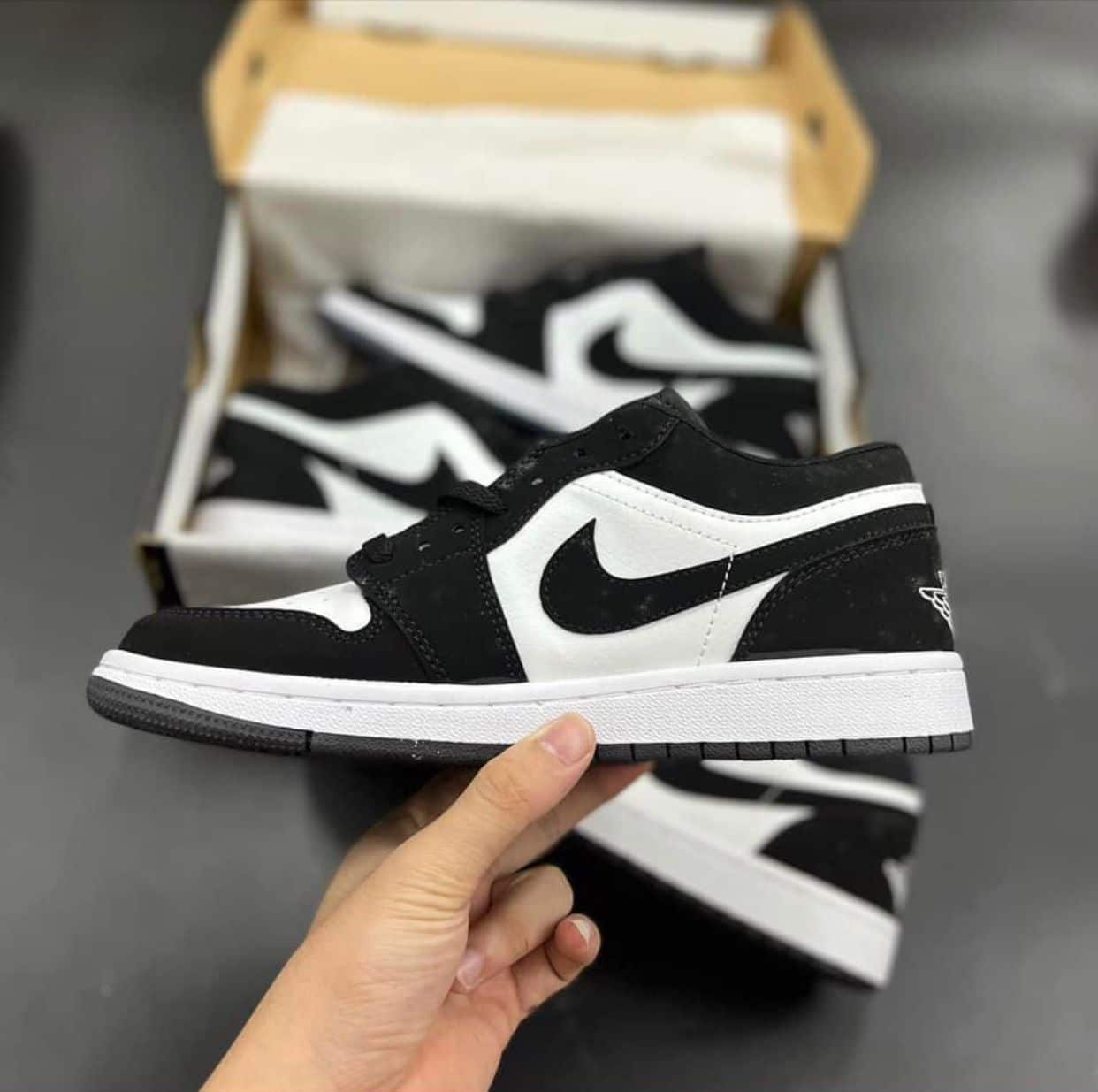 Nike Air 1 Panda Low Sneakers