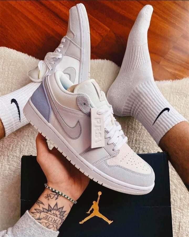 Nike Air 1 Paris Low Sneakers