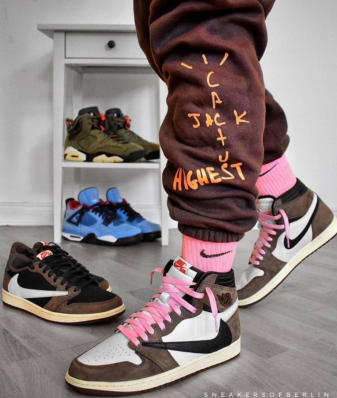 Nike Air 1 Travis Scott Sneakers