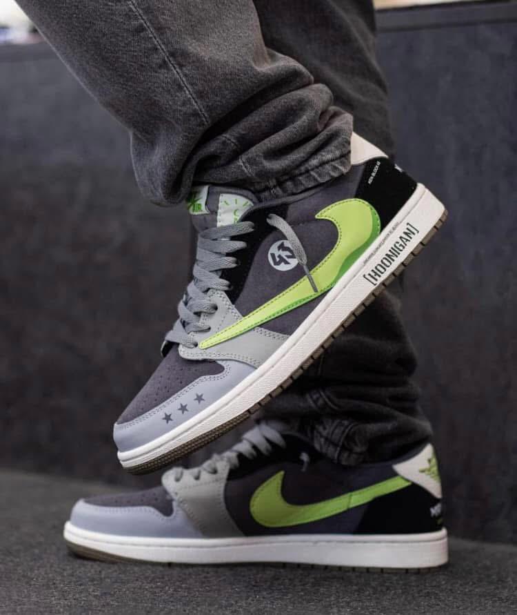 Nike Air 1 Travis Scott Sneakers