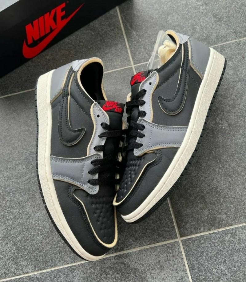Nike Air Jordan 1 Black Smoke Sneakers