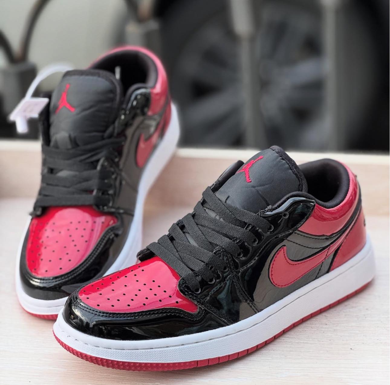 Nike Air Jordan 1 Patent Black Sneakers