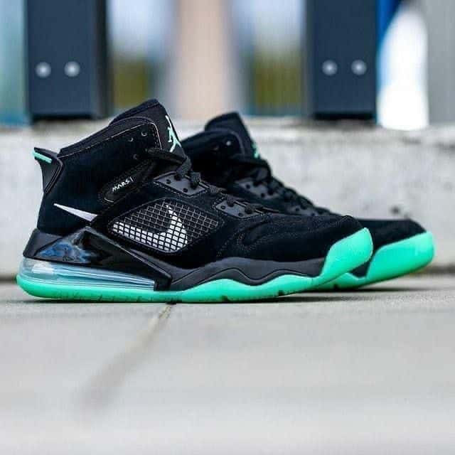 Nike Air Mars 270 Sneakers