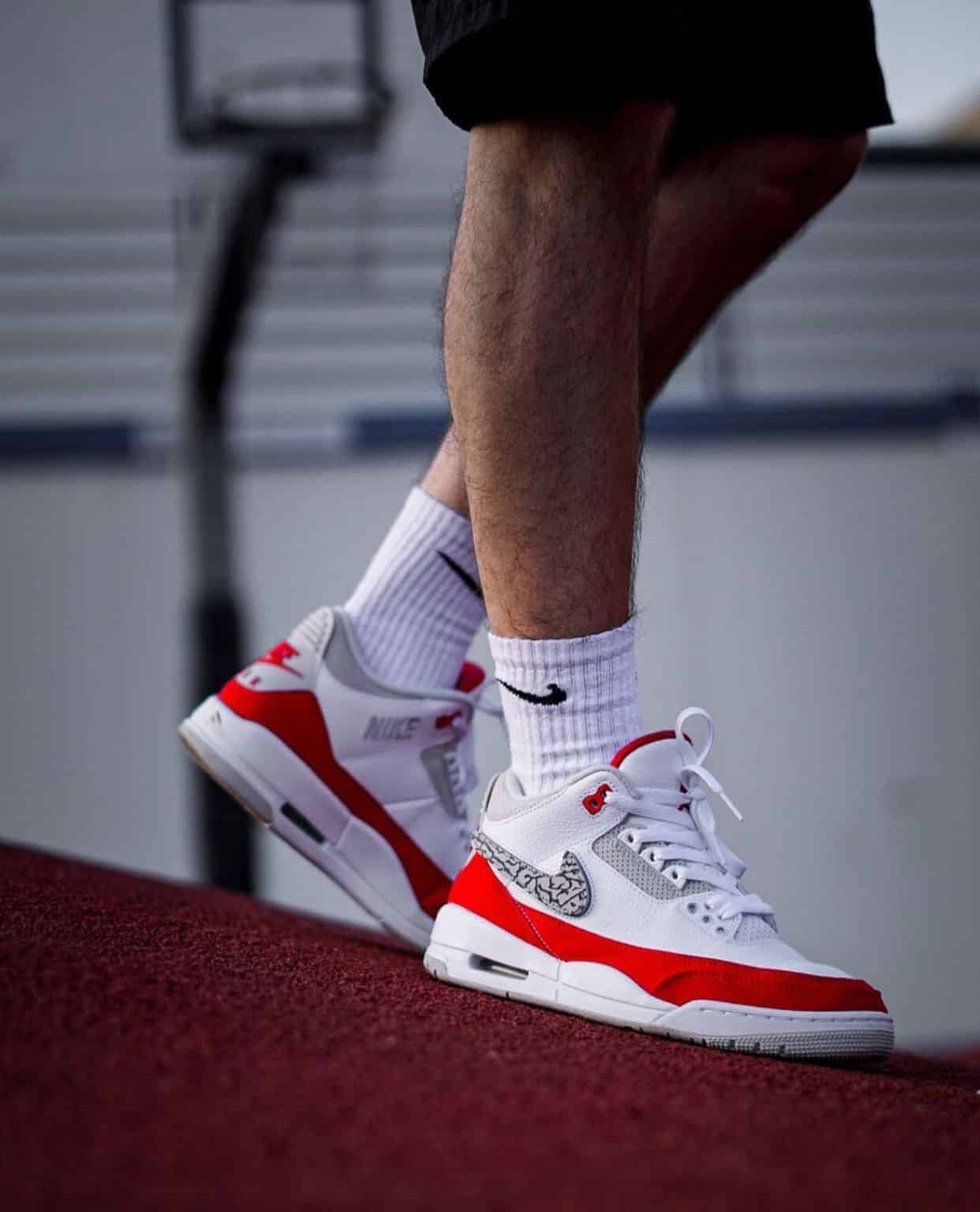 Nike Air Retro 3 Red Sneakers