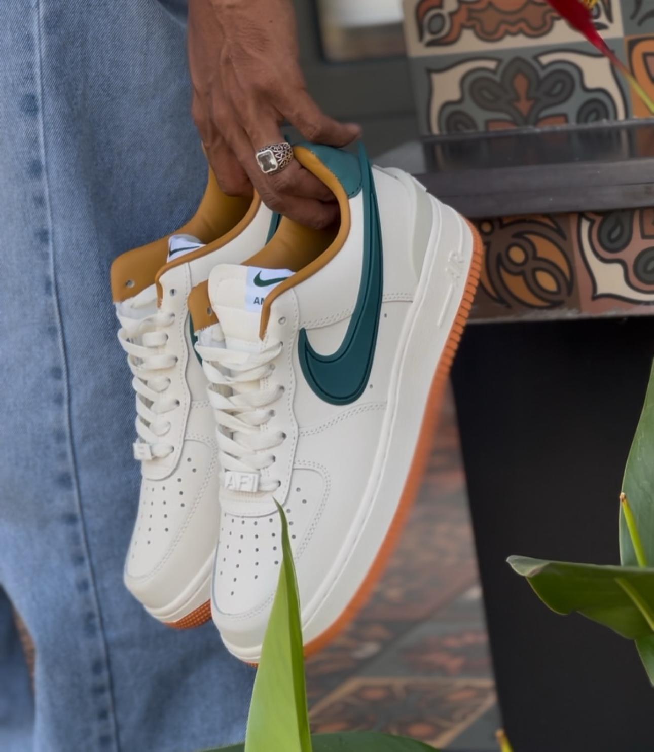 Nike Airforce 1 Ambush Green Sneakers