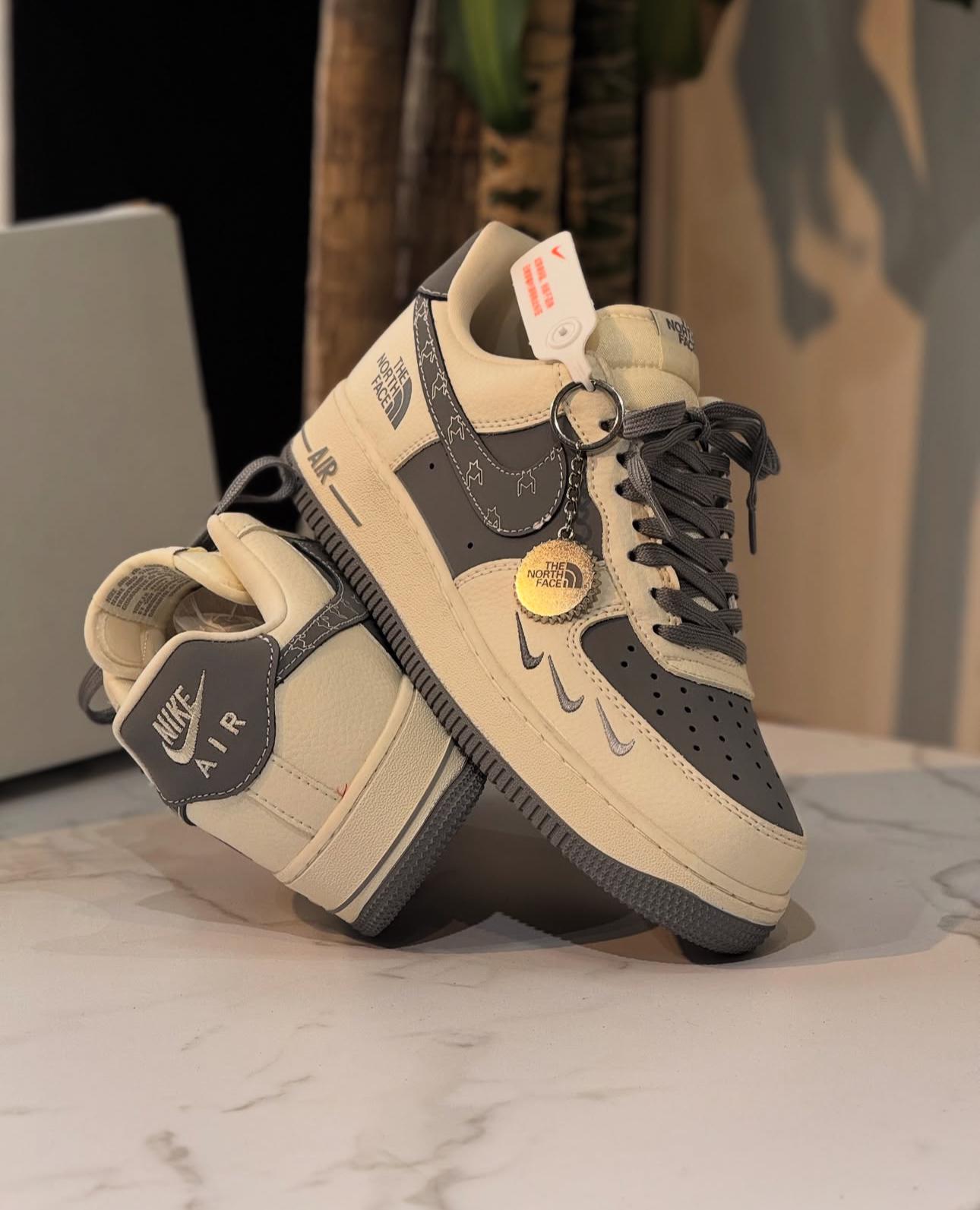 Nike Airforce 1 North Face Sneakers