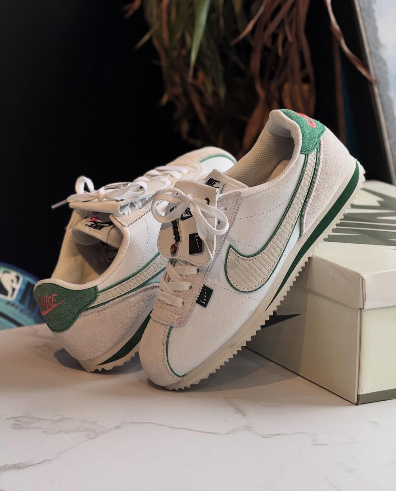 Nike Cortez White Green Sneakers