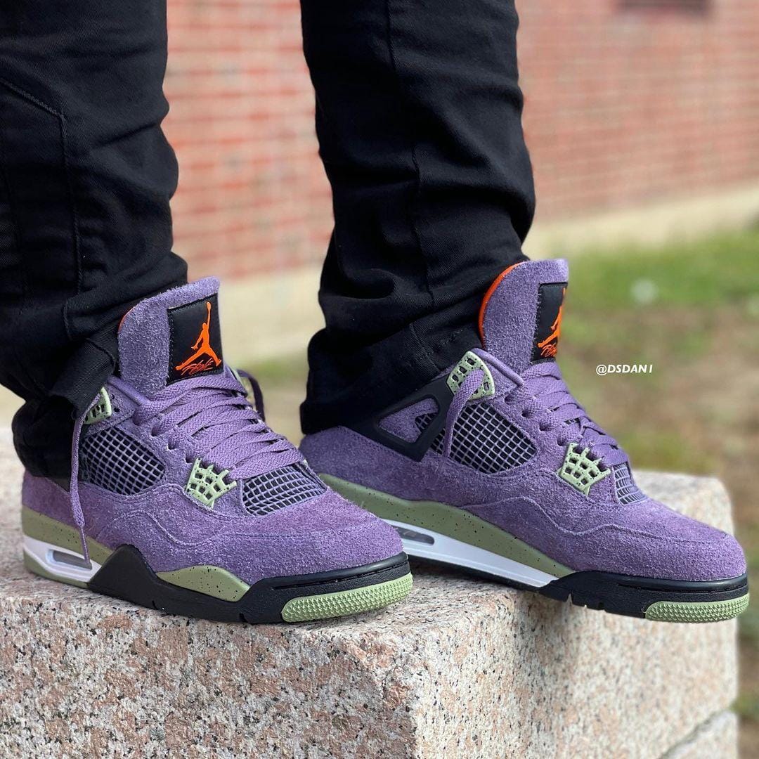 Nike Retro 4 Purple Sneakers