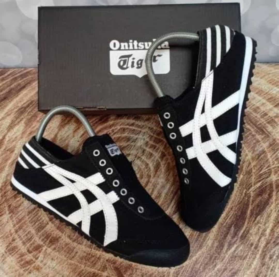 Onitsuka Tiger Mexico 66 Black White Sneakers