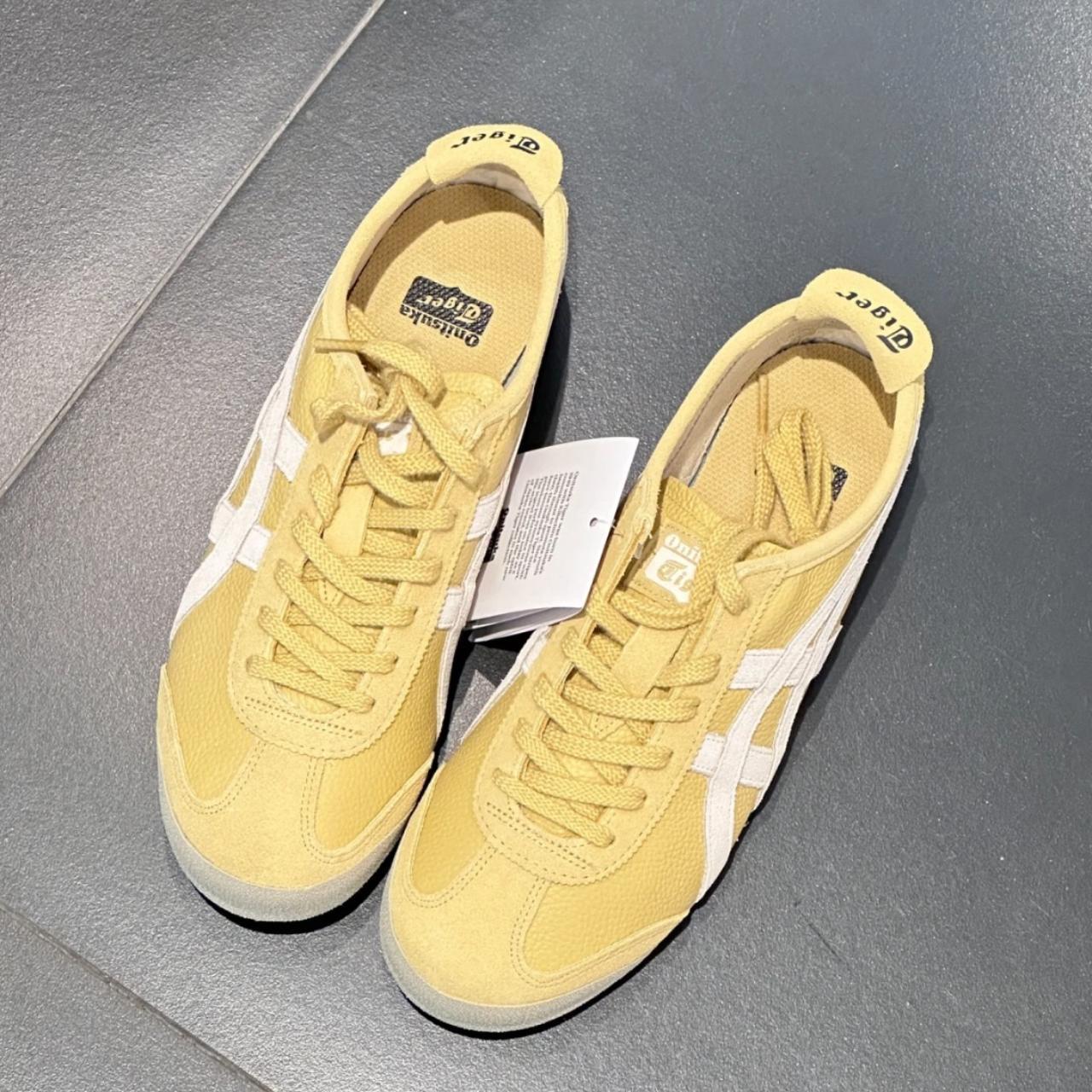 Onitsuka Tiger Mexico 66 Light Yellow Sneakers
