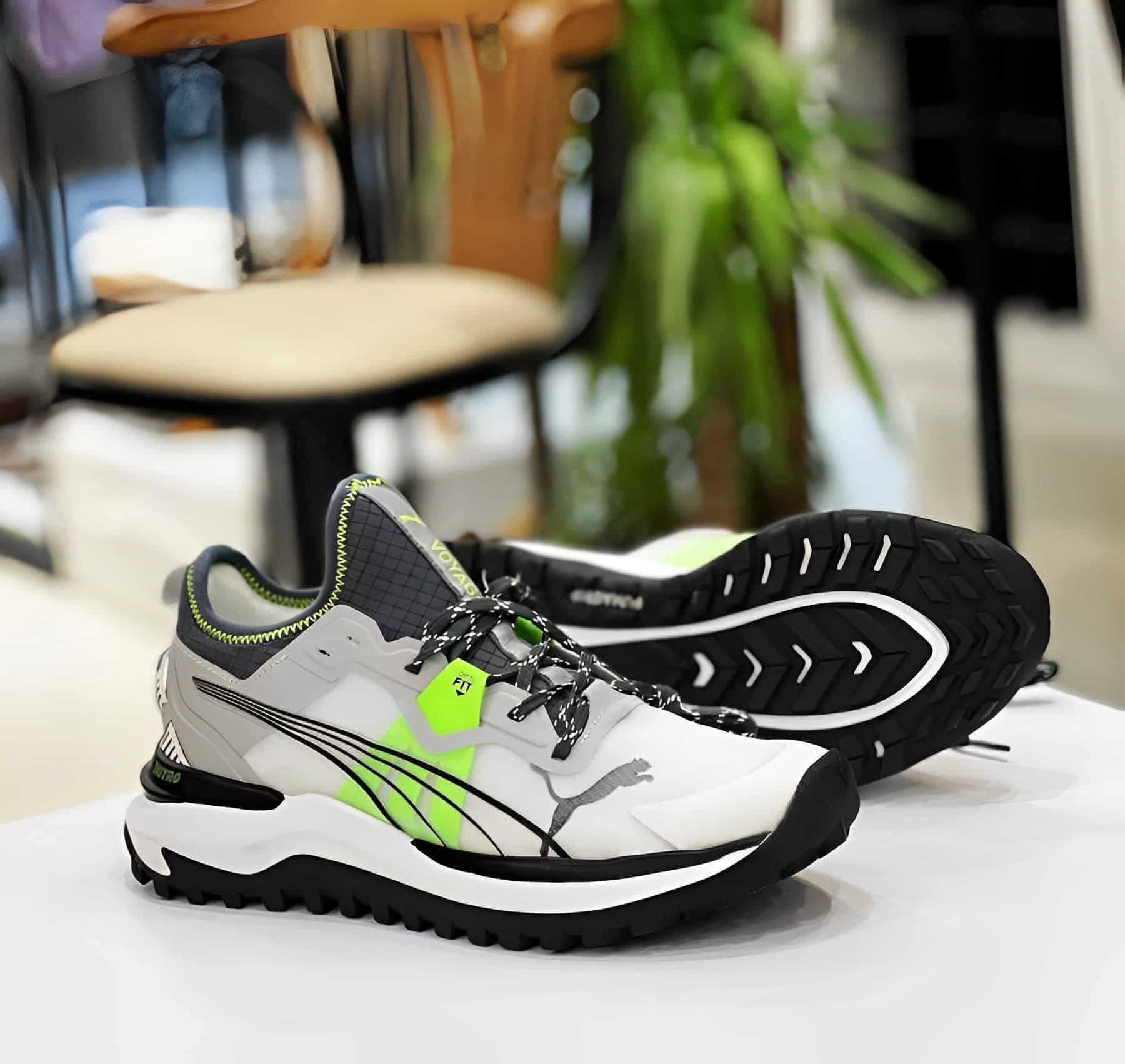 Branded Voyage Nitro Trail White Black Running Shoes