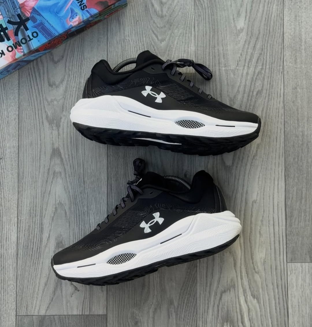 Under Armour UA Infinite Pro Black White Running Shoes