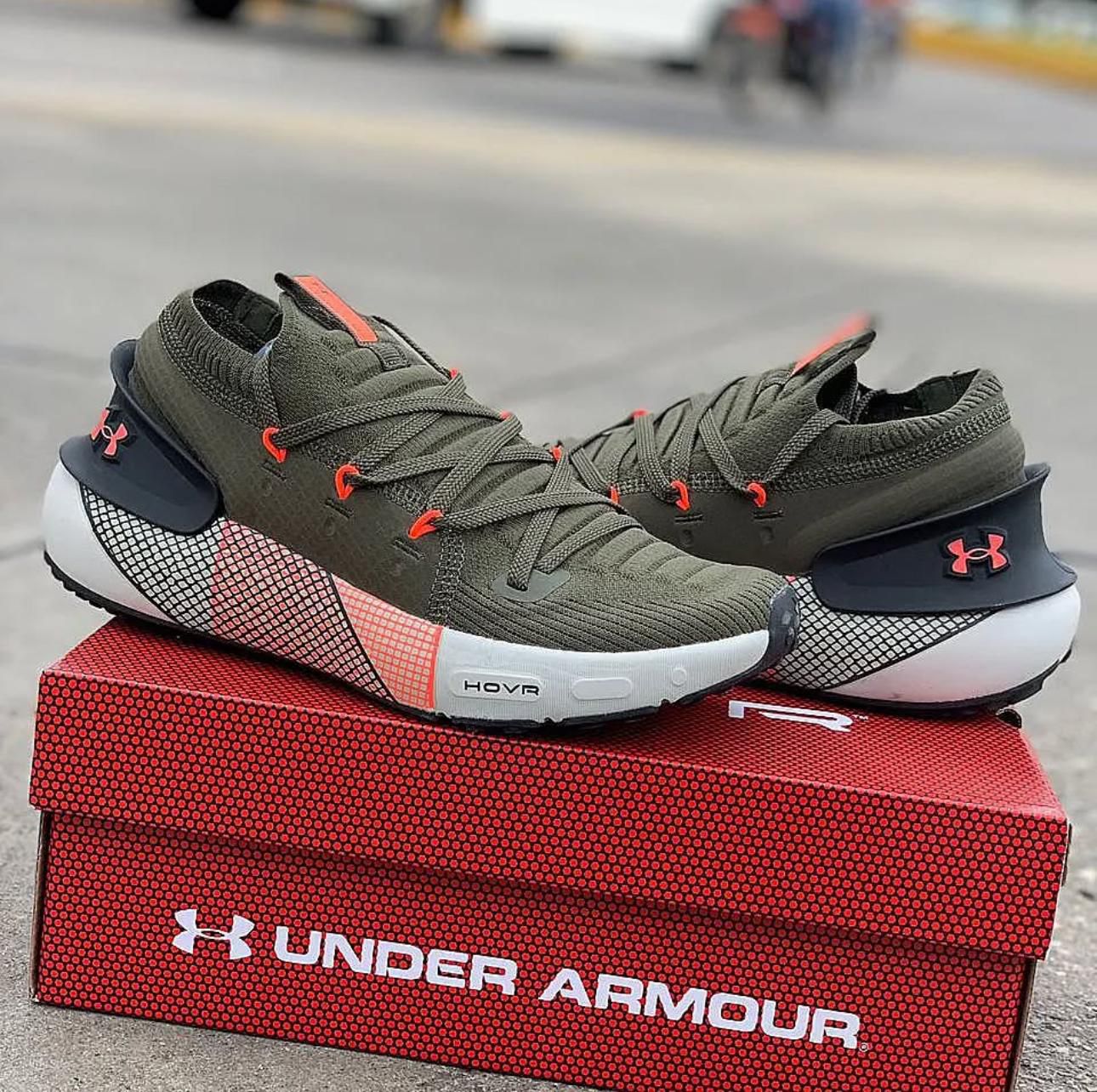 Under Armour Phantom Dark Green Running Shoes