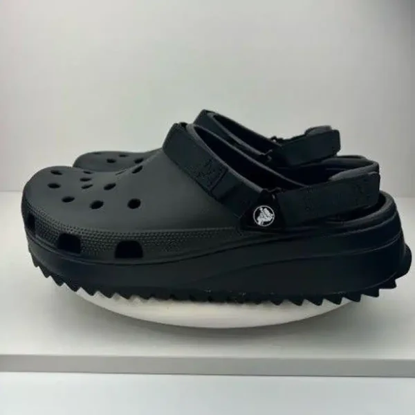 Hiker Full Black Clogs