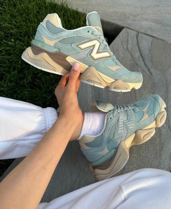 New Balance 9060