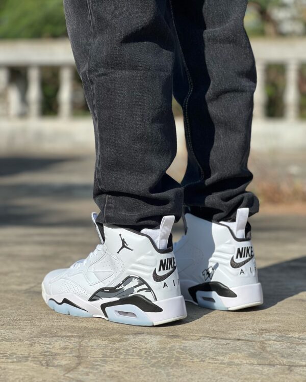 Jumpman Retro 6 Mvp Sneakers